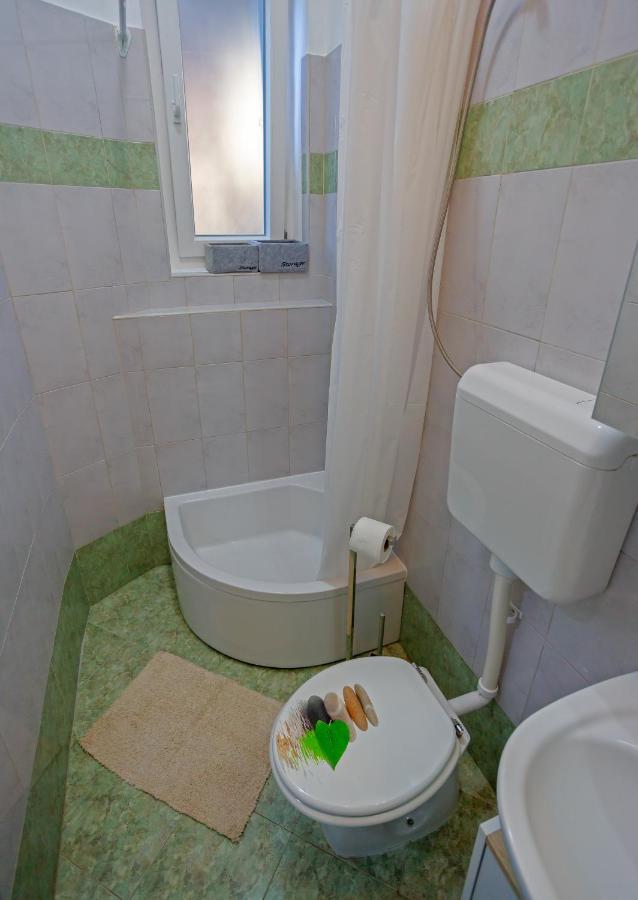 Rich Apartment Pula Ngoại thất bức ảnh