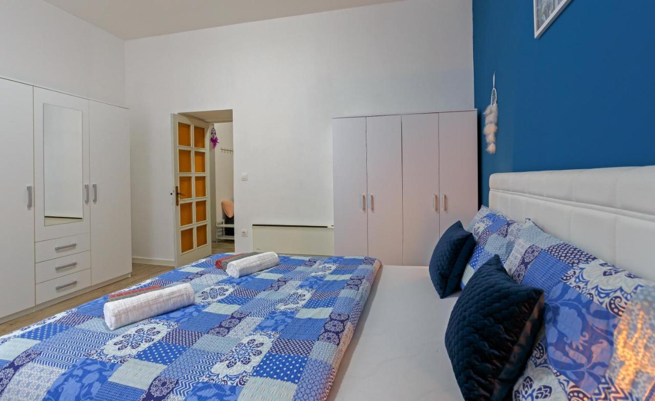 Rich Apartment Pula Ngoại thất bức ảnh