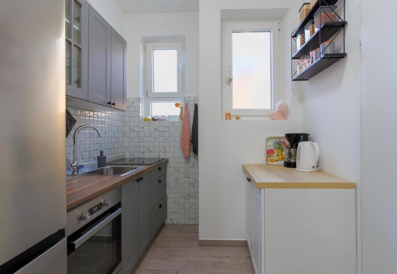Rich Apartment Pula Ngoại thất bức ảnh